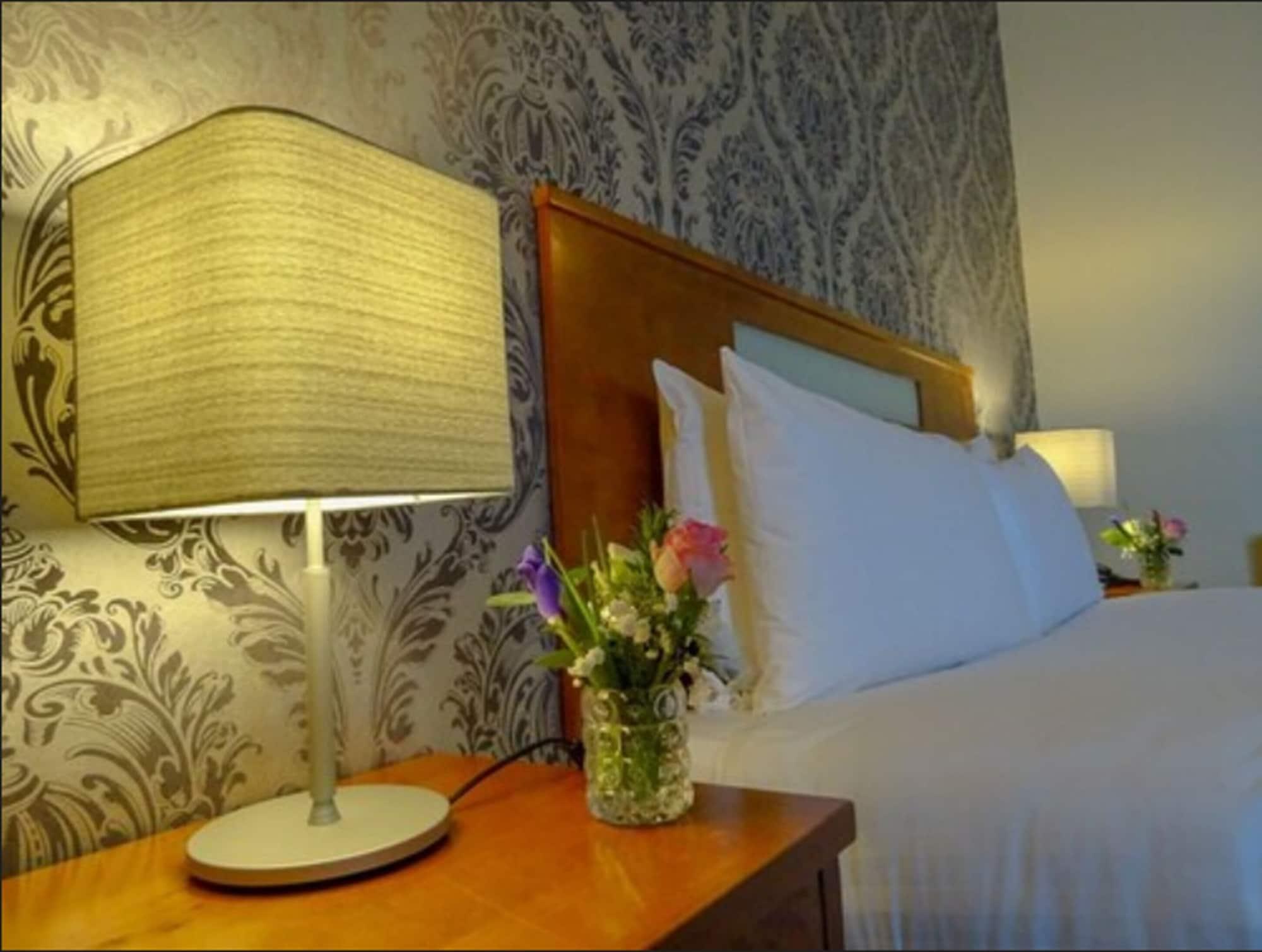 Raheen Woods Hotel Athenry Extérieur photo